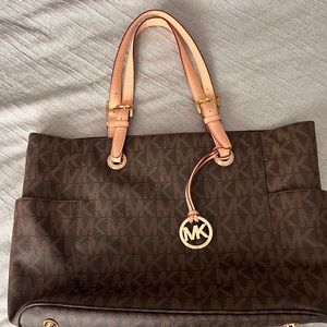 Like new Michael Kors large laptop tote